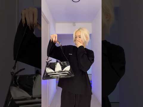 РАСПАКОВКА МОЕЙ ЛУЧШЕЙ СУМКИ! #жизнь #влог #отношения #shorts #распаковка