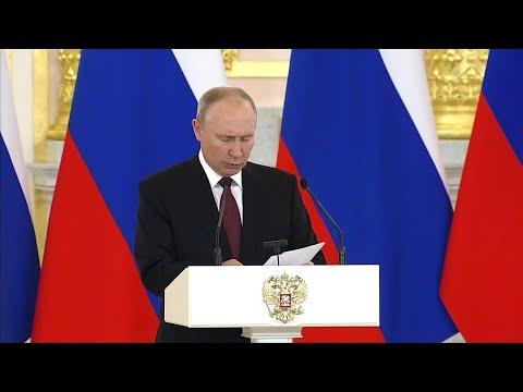 Vídeo: O Jornalista Pediu A Putin Que Conferisse O Título De Herói Da Rússia Ao Vice-governador De Ryazan. O Que Se Sabe Sobre O Oficial?