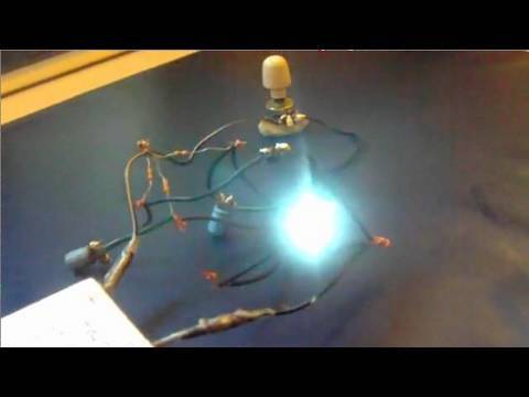 Fabriquer un stroboscope - lumière clignotante de soirée 