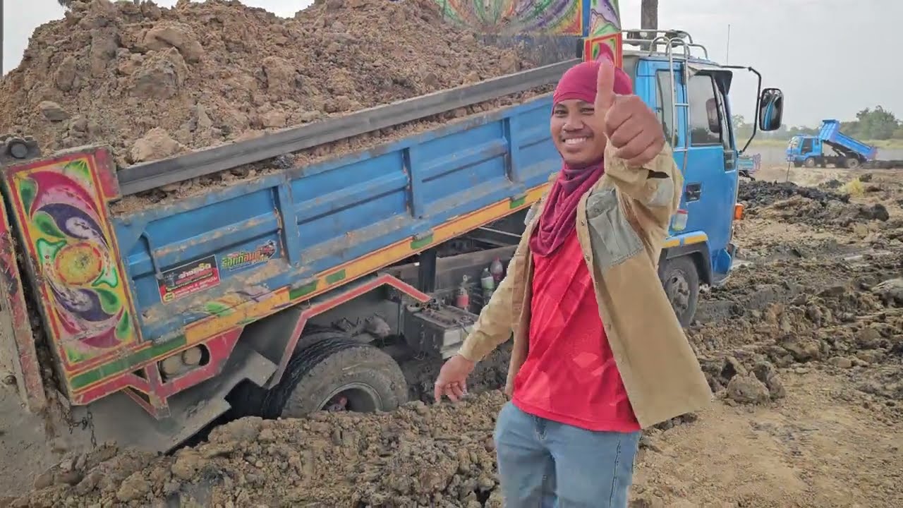 ทางโหดๆโบกมาทางนี้ให้หมดครับเสี่ยเอก Dump Truck
