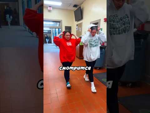 Преподаватели оделись как их студенты 😁