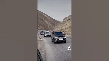 المافيا الروسية الخطيرة رجال بوتين في الظل Mafia Mercedes Landcruiser Black 