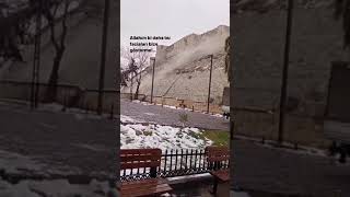 Depremin Yıkıcı Etkisi 6000 Yıllık Geçmişi Olan Tarihi Gaziantep Kalesinin Depremde Yıkılma Anı