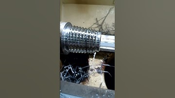 thread cutting process in cnc machine #cncmachine #shorts