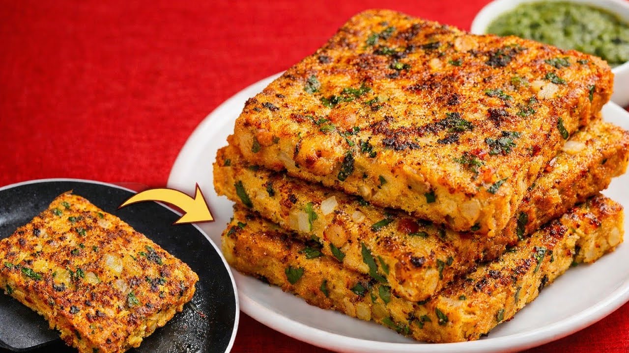 Trending recipe of bread besan toast😋😋#yt #youtuberecipes #breadrecipe #bread #besan #breadpizza 