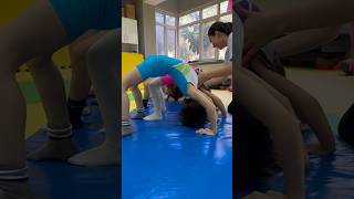 Cimnastik Dersinde Köprü Altı Geçişi😂🤸🏻♀️💫 Resimi