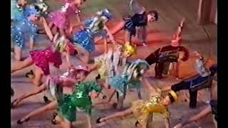 Ансамбль "Буратино". Танец "Цветы". 1998г.