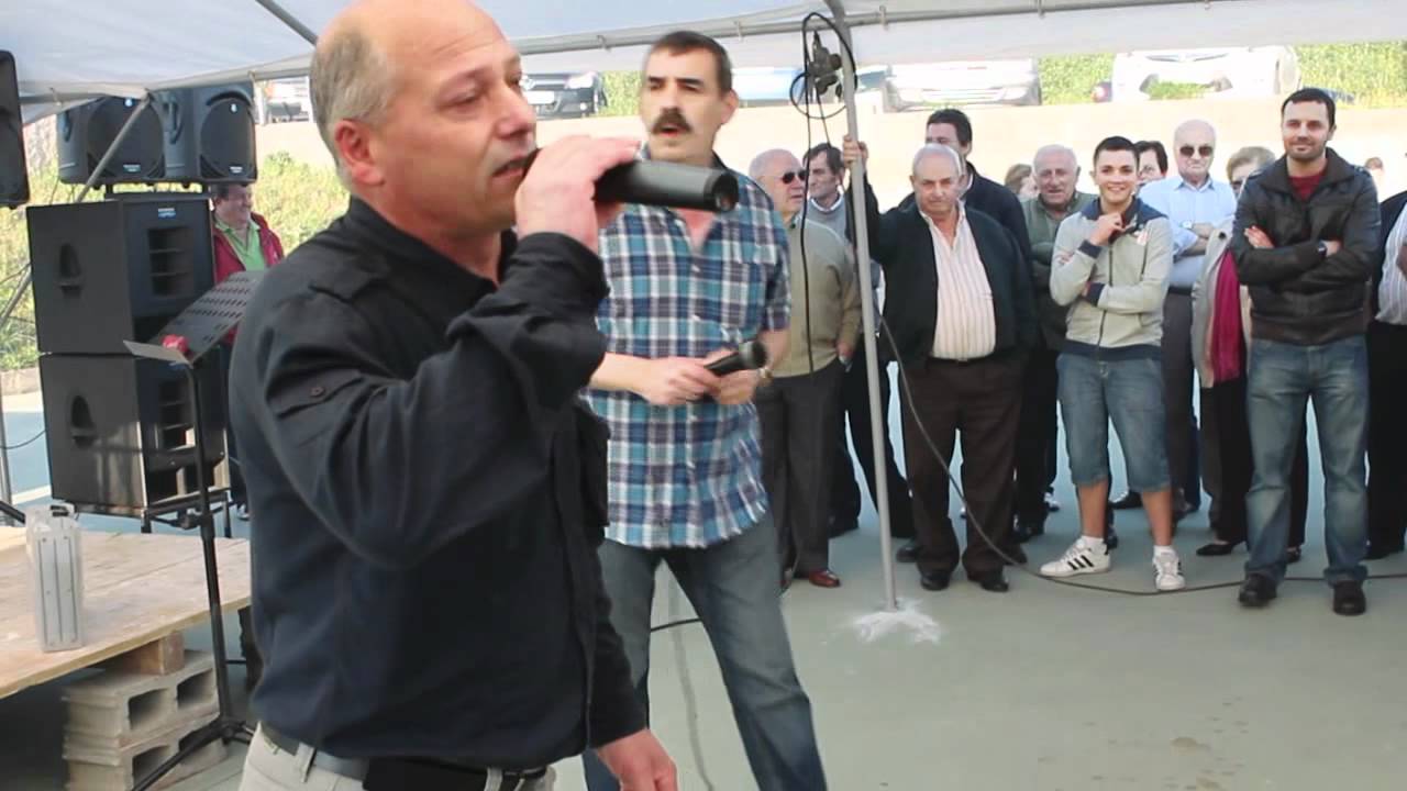 Suso e Antonio de Xornes na homenaxe a Calviño e Mandián.avi