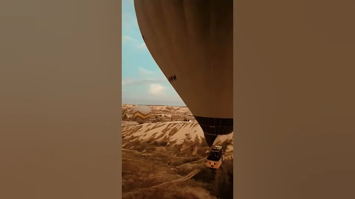 Colorful Hot Air Balloons Taking off from a Valley in Cappadocia #shorts - DayDayNews