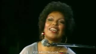 Roberta Flack - Killing Me Softly (1973) Live