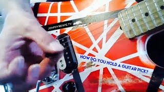 Download Lagu How do you hold a Guitar Pick? MP3 Download Lagu How do you hold a Guitar Pick? MP3