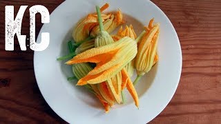 FRIED SQUASH BLOSSOMS WITH RICOTTA CHEESE | EASY RECIPE