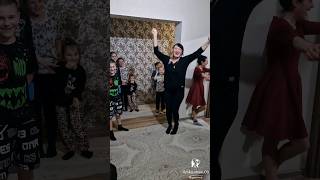 Зажигательный медведь ворвался за эмоциями🤩 #shorts #dance