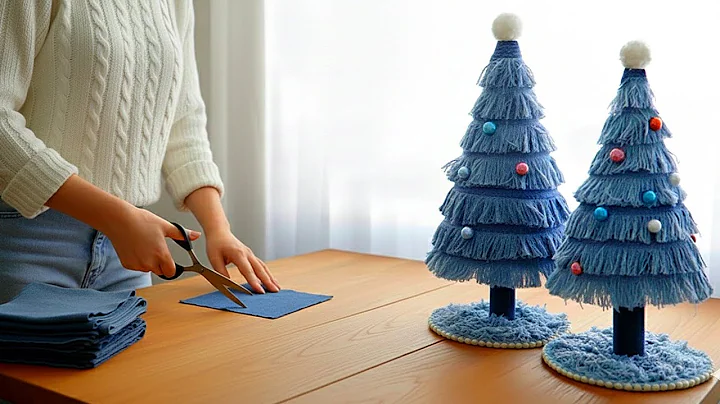 Chic Christmas Tree from Old Denim Skirt! (Easy & Cheap Denim Upcycle)