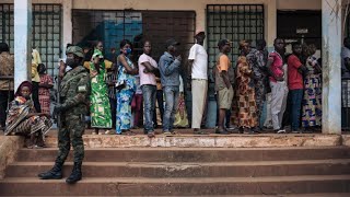 Présidentielle en Centrafrique : début d'une journée de vote sous haute tension