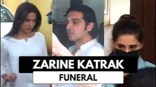 Hrithik Roshan & Others At Sanjay Khan's House To Pay Last Respect To Zarine Katrak