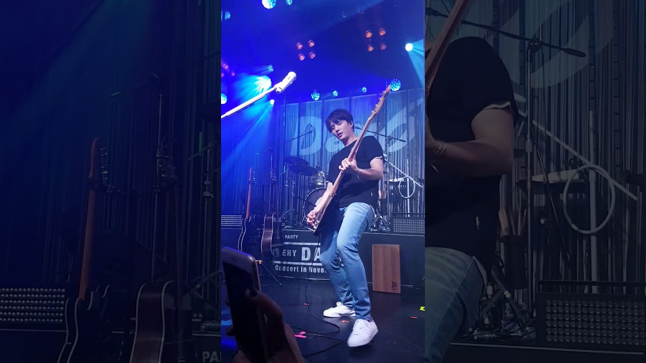 171104 Every DAY6 in Nov - 앵콜 sing me (Young K focus)