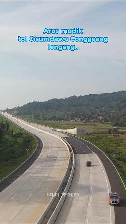 Arus mudik tol Cisumdawu Conggeang lengang #drone #tolcisumdawu #mudik #shorts