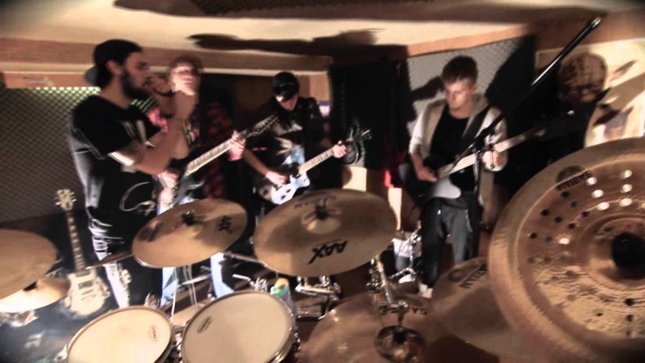 Milford Cubicle - Bright Eyes (Official Video)