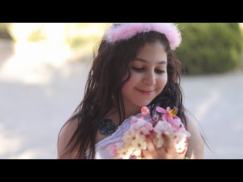 ايميلي سبيستون اداء شذي يسري