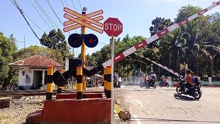 ALARM BARU | Perlintasan Kereta Api Prabujaya Prabumulih