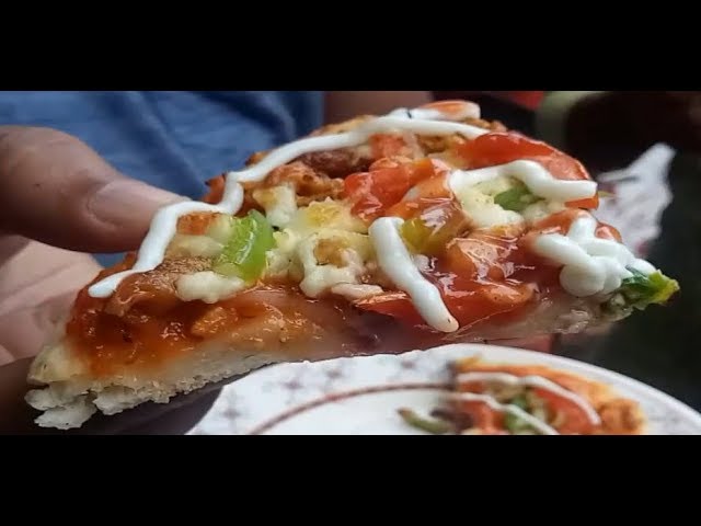 Amazing Delicious Street Pizza in the City Road-Dhaka, Bangladesh |Street Food Finder