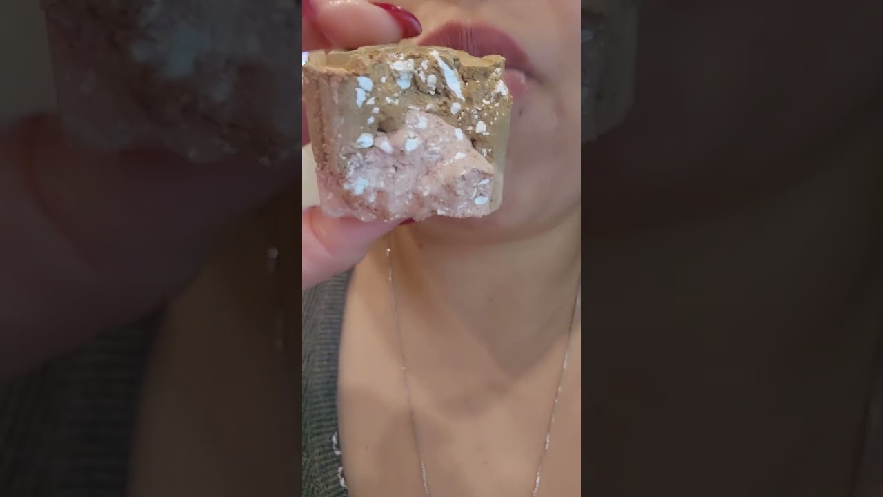 Delicious crunch cooking dirt