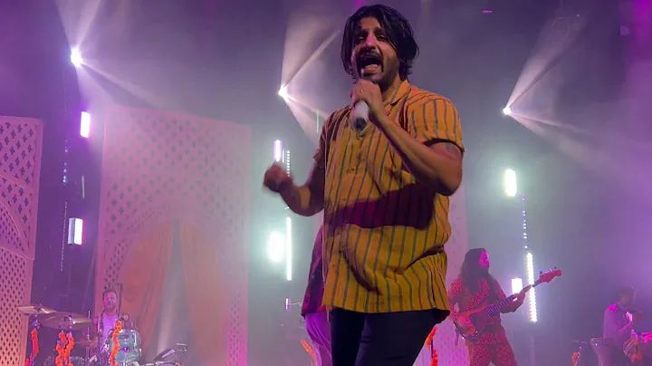 Young The Giant - Dancing in the Rain - Beacon Theater - Manhattan, NY - 10.22.22 - DayDayNews