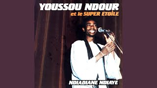 Video-Miniaturansicht von „Youssou N'Dour - Xarit“