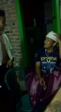 Bocah coli di kamar mandi