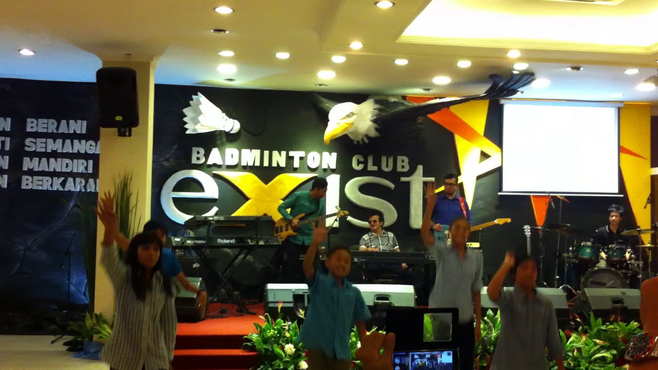 Exist badminton club team bodrex's - YouTube