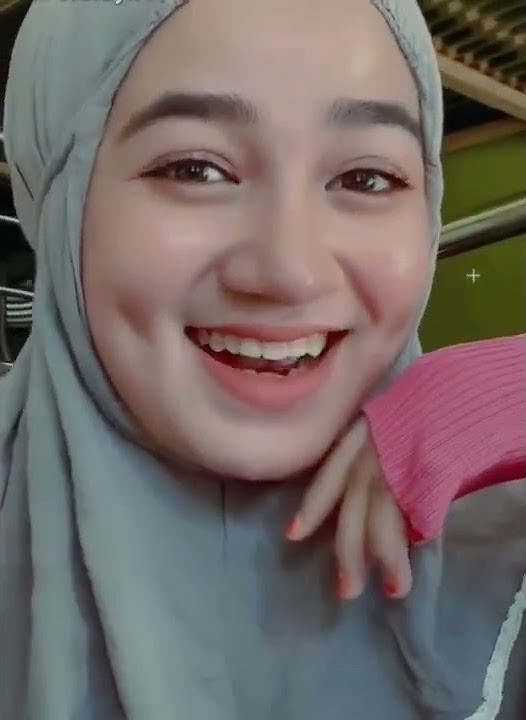 gadis berhijab cantik pipi lesung@amc1982tv