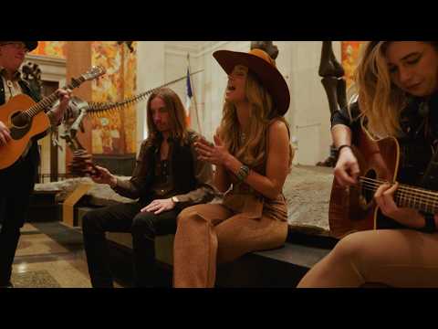 Lainey Wilson Devil Don T Go There Live Acoustic  Lainey Wilson Devil Don T Go There Live Acoustic
