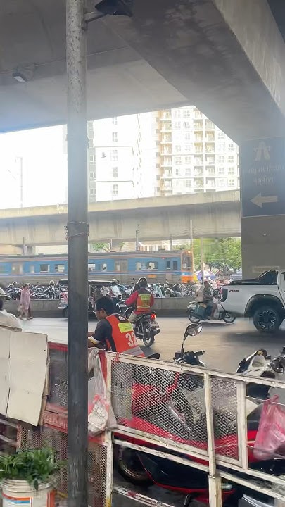Morning Market | MRT Bang Son | Bangkok | Thailand - YouTube