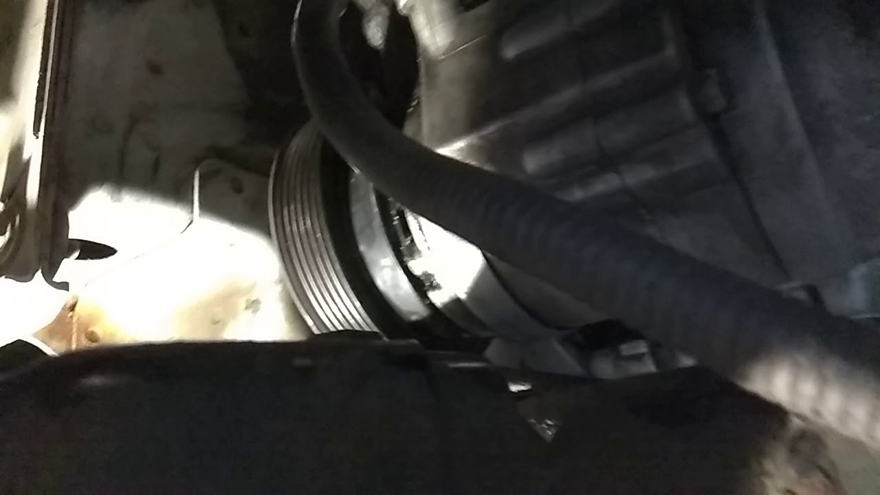 Люфт шкива кондиционера chevrolet captiva c100 - YouTube