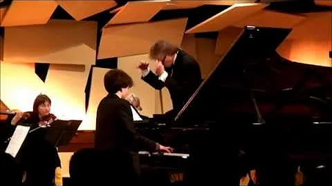 Nicholas Van de Velde plays Chopin Piano Concerto 1