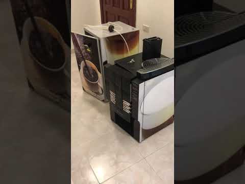 فيديو: نظرة عامة على صانع القهوة Bork C700