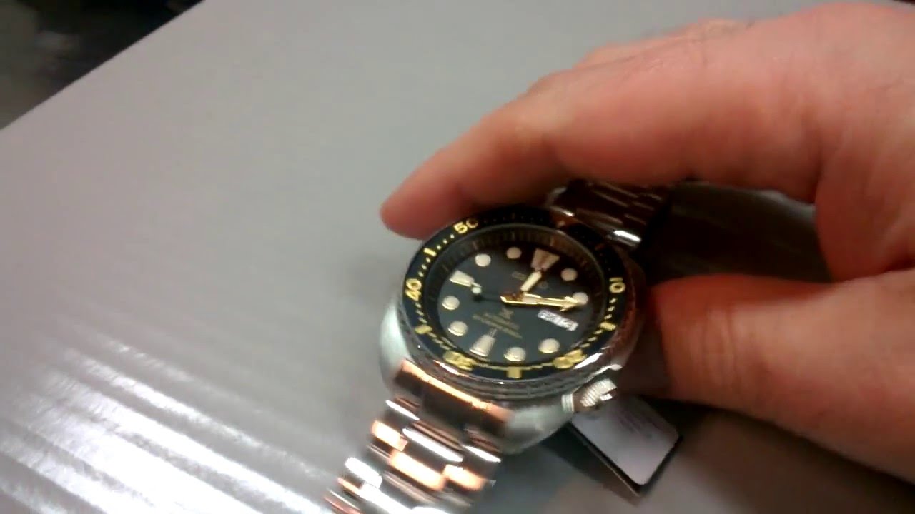 SEIKO PROSPEX Turtle Diver SRP775K1 - YouTube