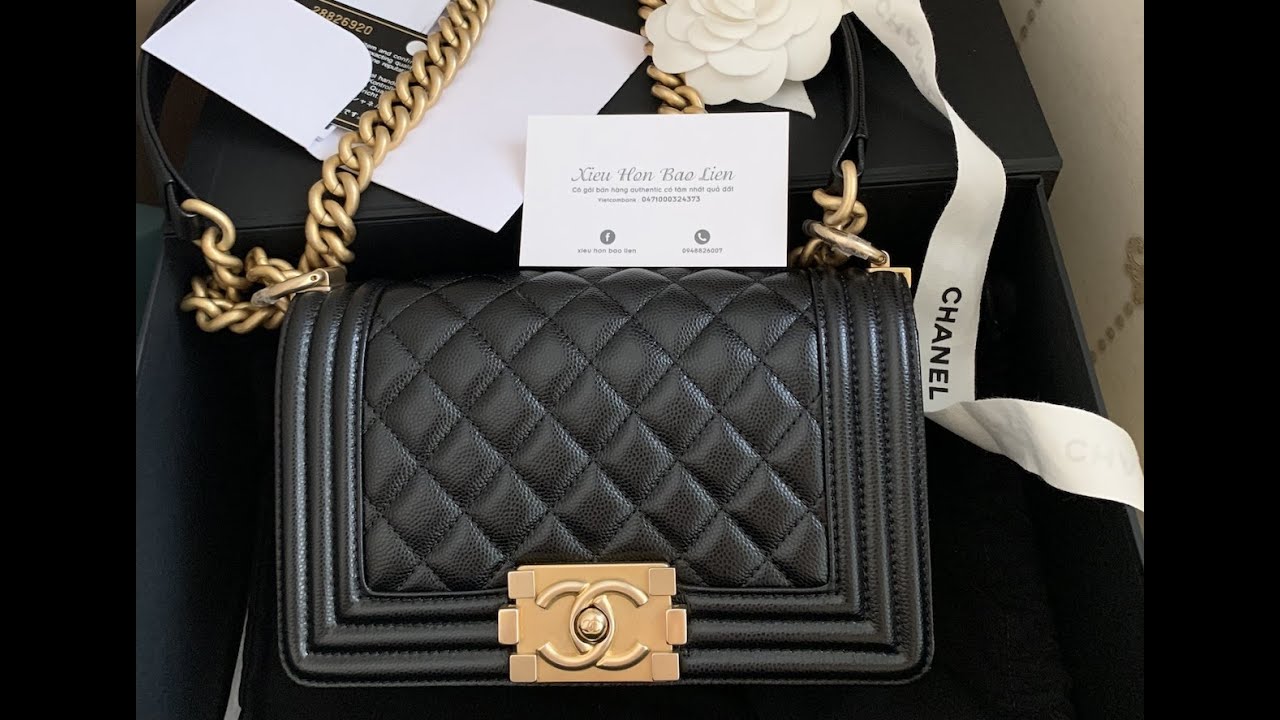 CHANEL BOY MINI BAG ❤️ Reveal / modshots / what fits inside