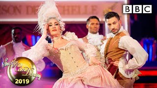 Michelle and Giovanni Couple's Choice Street/Commercial to 'Vogue' - Blackpool | BBC Strictly 2019