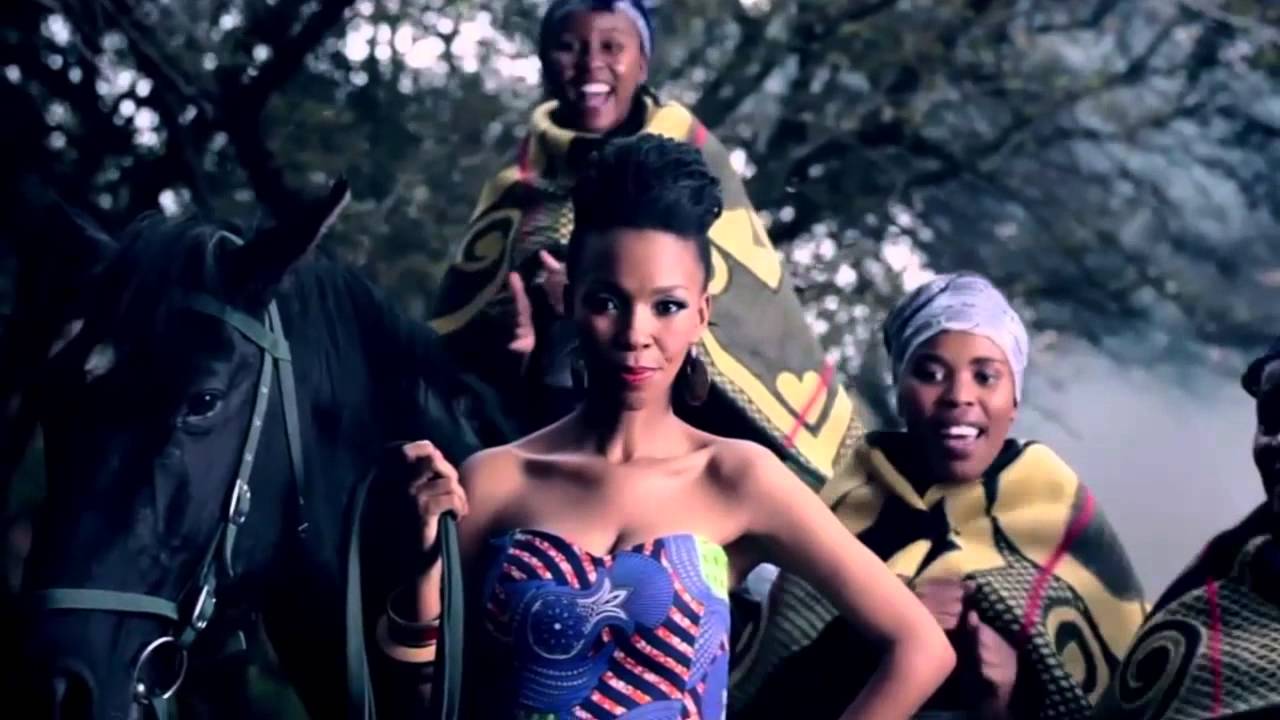 AFRO TWERK VOL 1 INTRO DJ KANJI - YouTube