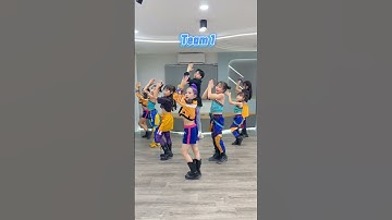 Các bạn thích Team nào hơn? | Follow Me | Golden - Huntrix Dance battle #trending #kpopdemonhunters