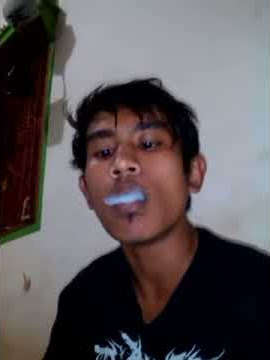 Ngisep roko terunik sedunia