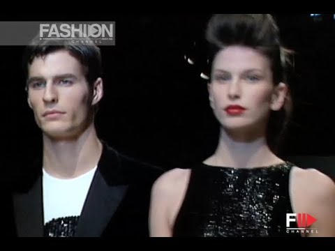 LOUIS VUITTON Fall Winter 2001 2002 Paris - Fashion Channel 