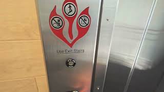 Smooth Generic (fmr Dover) Hydraulic Elevator