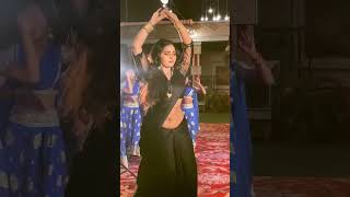 desi navel dance #desi #shorts #navel #dance #hot #hotgirl #sexy #bhabhi #saree #properpatola🤗🤗🤗🤗🤗🤗🤗