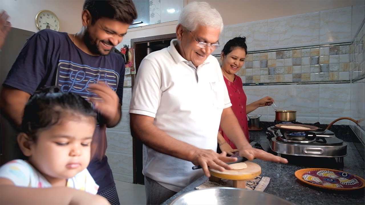 Bhakhri ki training | Best kathiyawadi breakfast | Funny Gujarati family