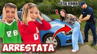 Download Lagu MAMMAGIUIA E' STATA ARRESTATA PER AVER PICCHIATO LA MAMMA FINTA VIOLA MP3