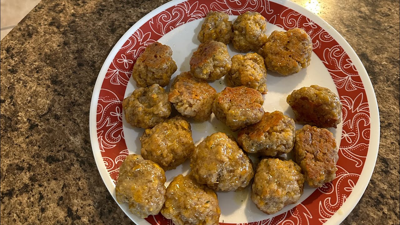 Sausage Balls featuring Red Lobster Cheddar Bay Biscuit Mix. YouTube