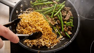 Beef & Noodles Stirfry my favorite ONEPAN recipe!